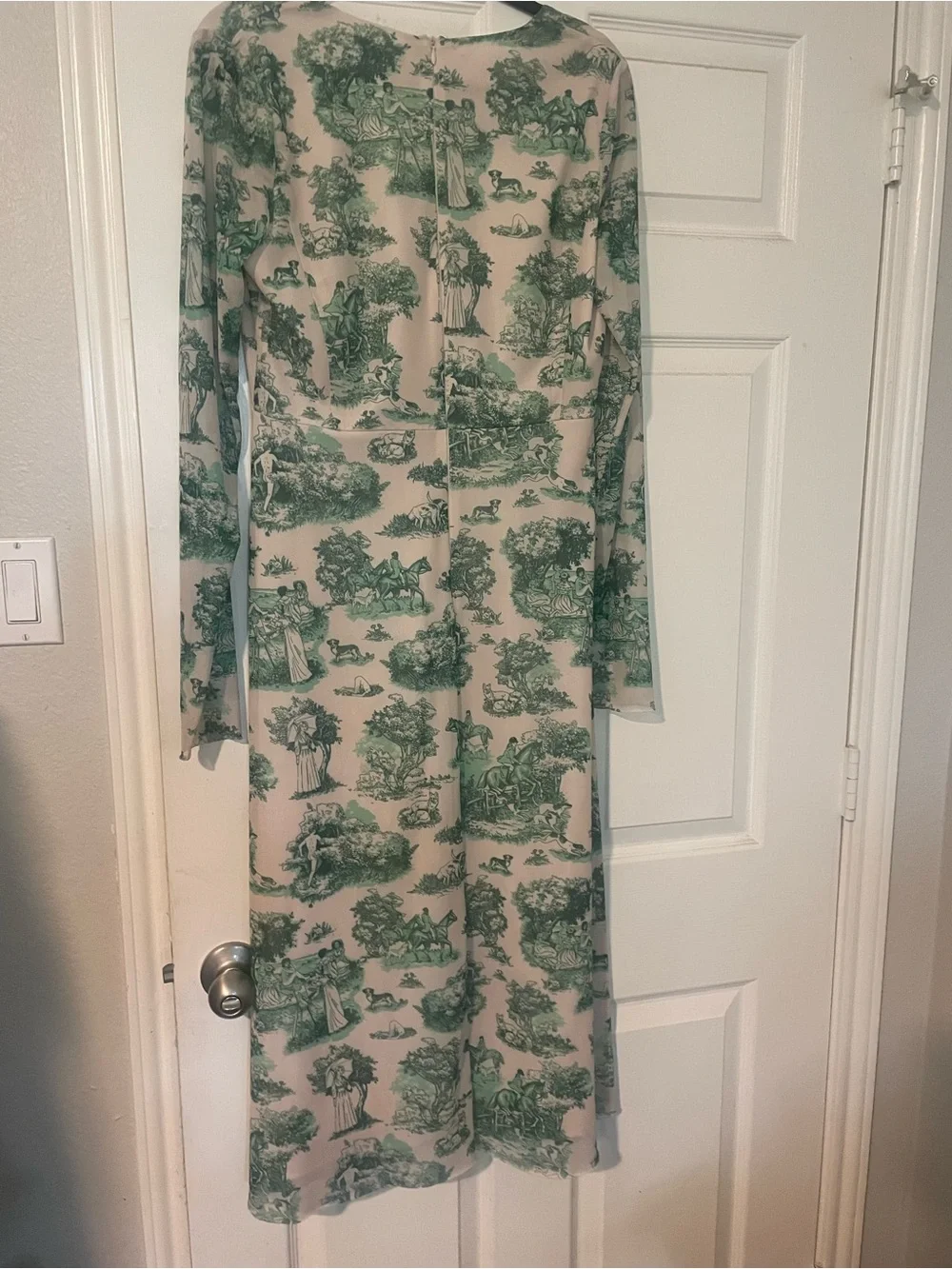 N/A manhunt toile